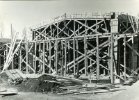 Bauarbeiten zur Nationalen Mahn- und Gedenkstätte (1961)